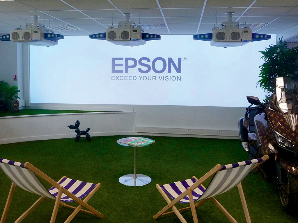 showroom-Epson_OK.jpg