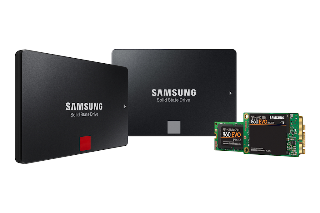 SSD-Familyshot_001-1_Black.jpg