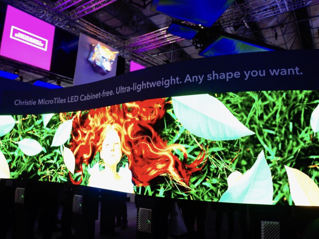 CHRISTIE_MicroTiles_LED001.jpeg