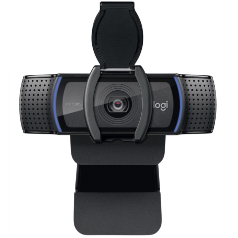La webcam Logitech C920S fournit des images vidéo en 1080p30. Elle est équipée d’un couple stéréo de microphones et d’un volet d’occultation de l’objectif. © Logitech