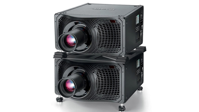 Deux vidéoprojecteurs Christie Mirage SST pour une puissante solution 3D en 4K aussi lumineuse avec que sans les lunettes. © DR