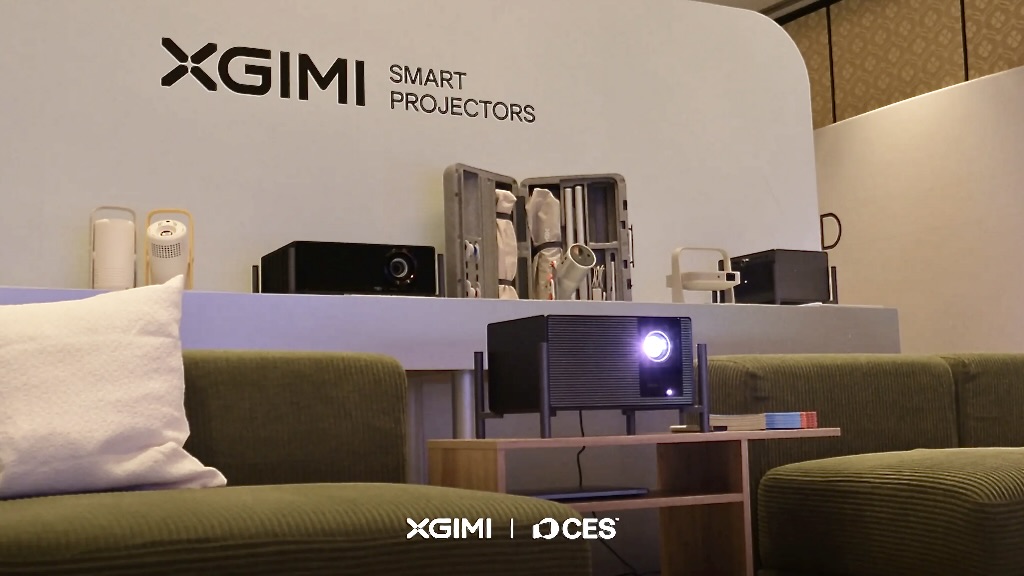 Grâce à son IRIS dynamique, son contraste élevé et son optique de précision, le nouveau TITAN Noir Max devient le vidéoprojecteur professionnel le plus cinématographique et le plus accessible jamais conçu par XGIMI.